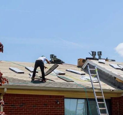 Get Your Roof Replaced in Tampa with Ease