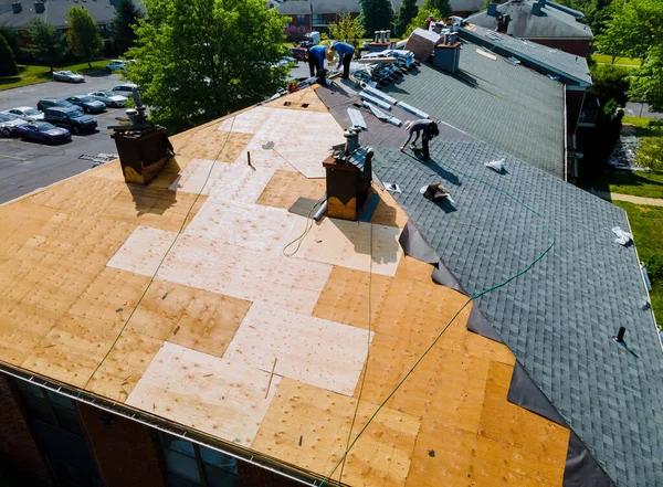 When to Consider Roof Replacement in Platte Woods